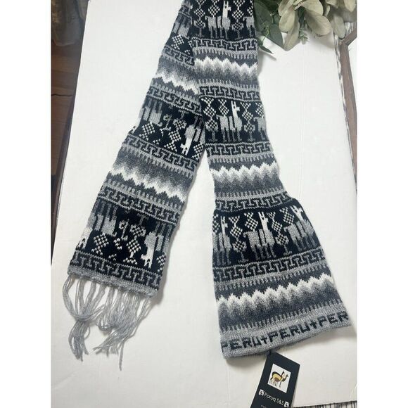 Paruq Luxury Alpaca Peruvian Long Beanie Hat Patterned One Sz NWT - Picture 1 of 5